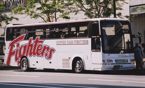 JHB ジェイアール北海道バス 三菱ふそう　エアロスター　エアロクイーン 新製品情報】ジェイ・アール北海道バス特注トミカ 『三菱ふそうエアロ