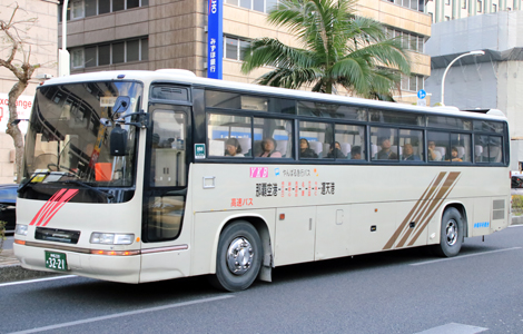 沖縄230あ3221