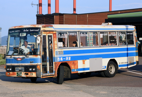 香川200あ203