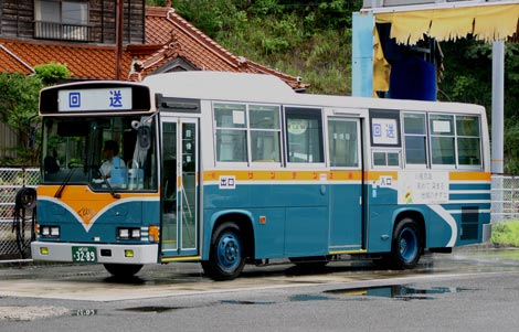 古参車両SA】サンデン交通（中型）