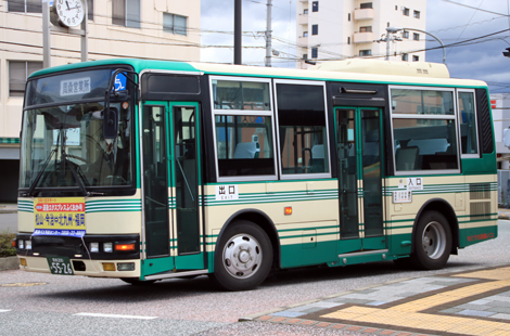愛媛200か5526