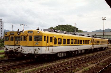 キハ58 477とキハ28 2360が国鉄色に｜鉄道ニュース｜2008年7月10